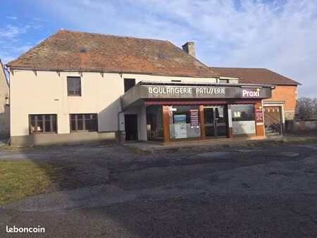 maison 8 pièces 216 m²