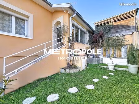 maison 5 pièces 155 m²