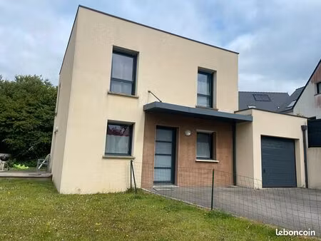 maison 6 pièces 95 m²