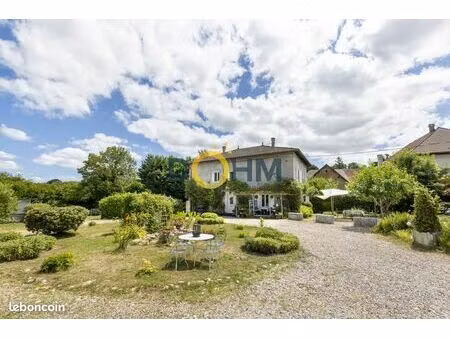 maison 6 pièces 160 m²