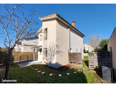 maison t4 centre village