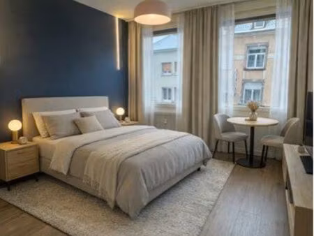 à louer – studio meublé 18m² – refait à neuf – charges comprises