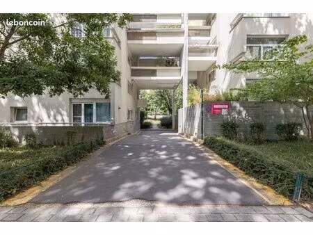 parking le plessis robinson