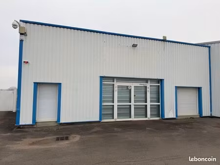 local commercial avec bureaux 70m2 à arc-sur-tille (21560)