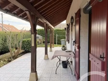 propriété 5 pièces 178 m²