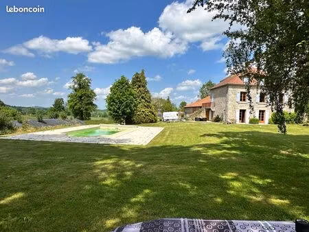 vends maison individuelle à la campagne sans vis à vis avec piscine