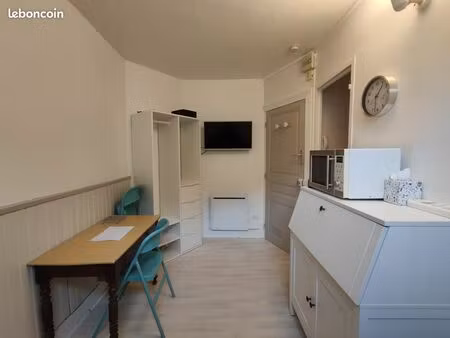 petit studio meublé centre-ville