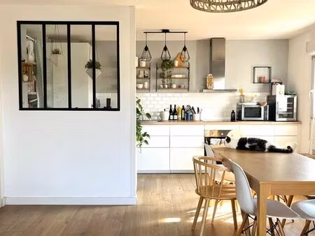 à vendre – appartement t4 entièrement rénové avec terrasse et 2 places de parking – toulou