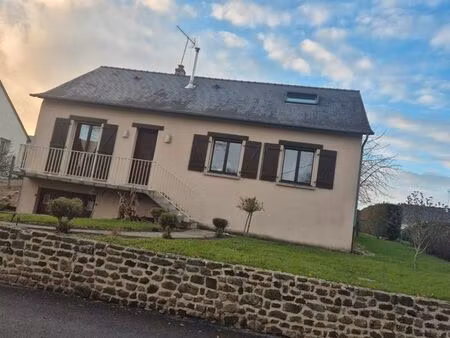 maison ambrieres les vallees