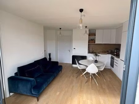 à vendre appartement récent t2 39m2 très lumineux
