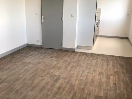 appartement 47 m2 2ème étage