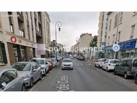 local commercial 80 m²