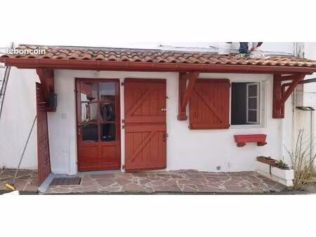 t3 plein centre de louhossoa