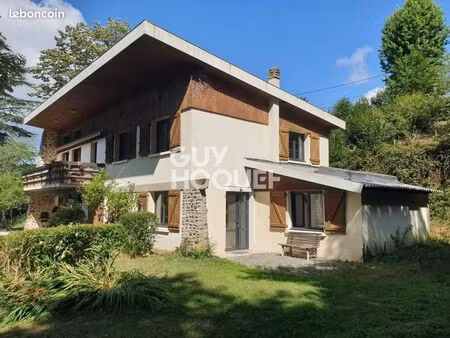 maison 6 pièces 192 m²