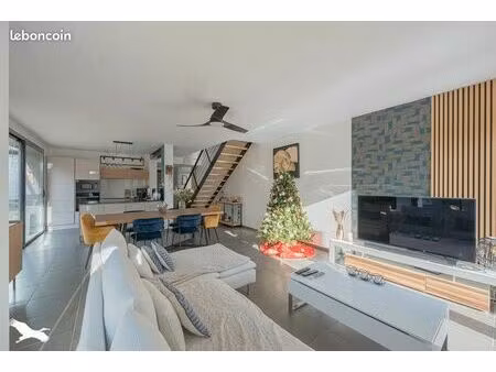 villa 5 pièces 125 m²