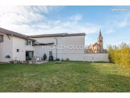 maison 6 pièces 180 m²