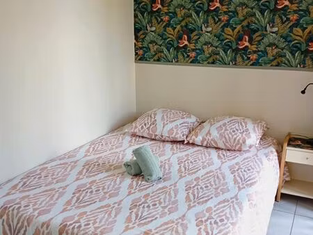 studio meublé indépendant avec terrasse