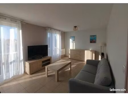 appartement entièrement équipé – 5 min de la gare – garage + cave