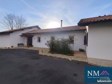 propriété 9 pièces 226 m²