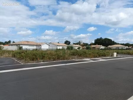 terrain 505 m² parentis en born