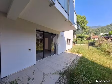 appartement 3 pièces 69 m²