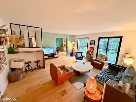 comme une maison : duplex avec jardin et 4 chambres