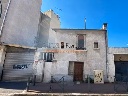 immeuble 10 pièces 227 m²