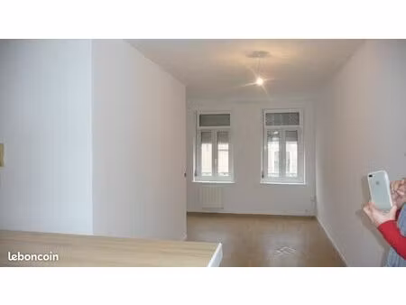 grand studio rue rabelais