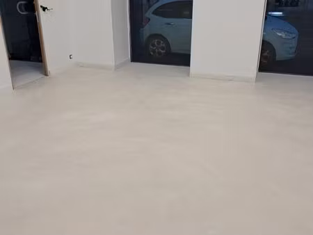 local commercial rue du 14 juillet