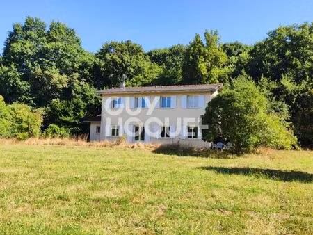 maison 8 pièces 195 m²