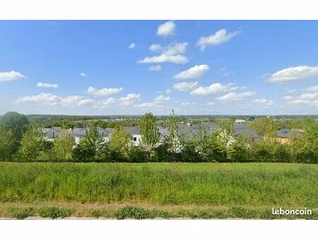 terrain 300 m² bourg des comptes