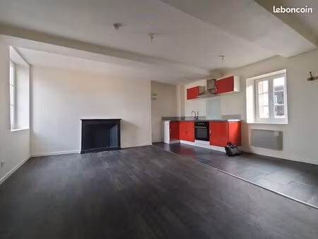 type 2 bis centre ville de billom