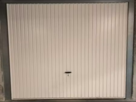 garage / box fermé en sous-sol