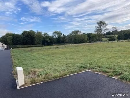 terrain 1 094 m² saint pierre roche