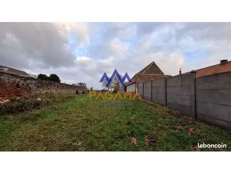 terrain 1 506 m² vertain