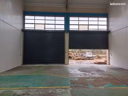 entrepot 230m2 à ladoix