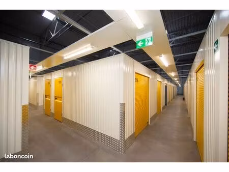 box de stockage à louer à marseillan-plage