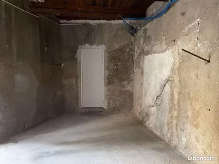 local de stockage 30m2 en centre ville