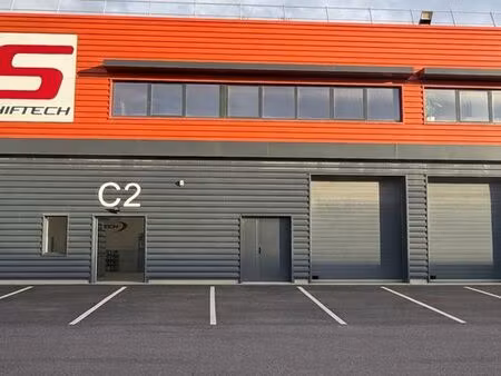 local activité / stockage