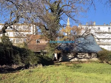 maison de ville 9 pièces 210 m²