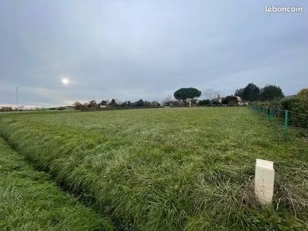 terrain 2 408 m² brugnens