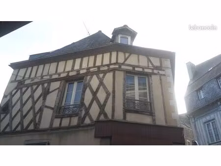 immeuble laval centre-ville place de la tremouille