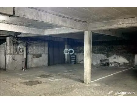 parking/box 15 m² lille