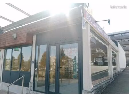 local commercial à louer