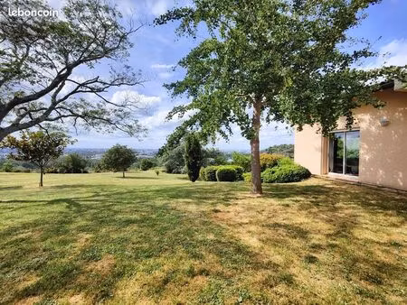 villa 7 pièces 402 m²