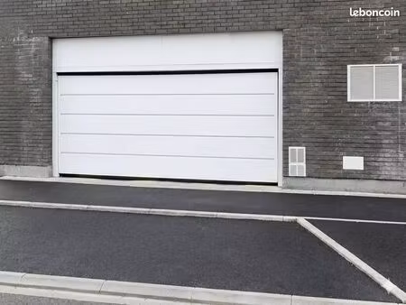 parking sous terrain proche metro