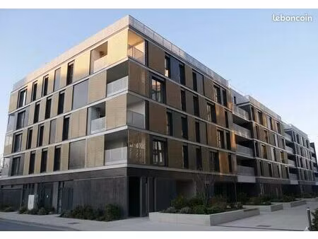 appartement t3 avec loggia et parking