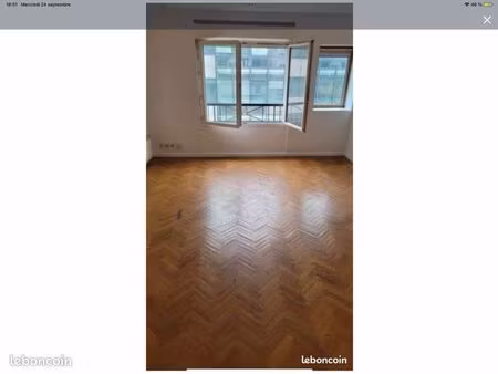 à louer chatillon  bel appartement t3 de 67 m2 avec place de parking  1630 euros cc