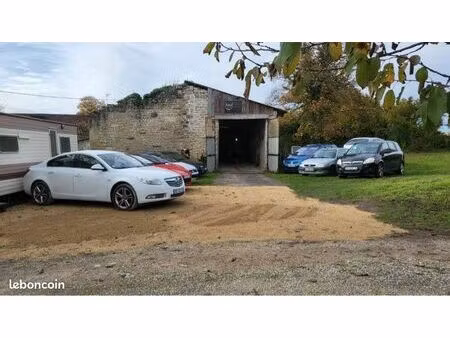 bâtiment avec terrain constructible