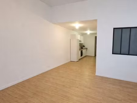 à louer rémilly – t3 spacieux et lumineux de 82 m² – 950 charges comprises